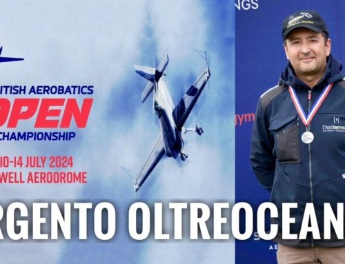 CAMPIONI. [VIDEO] ANDREA PESENATO SORVOLA L’OCEANO E RAGGIUNGE L’ARGENTO CON IL SUO CAP231 AL BRITISH AEROBATICS OPEN CHAMPIONSHIP.